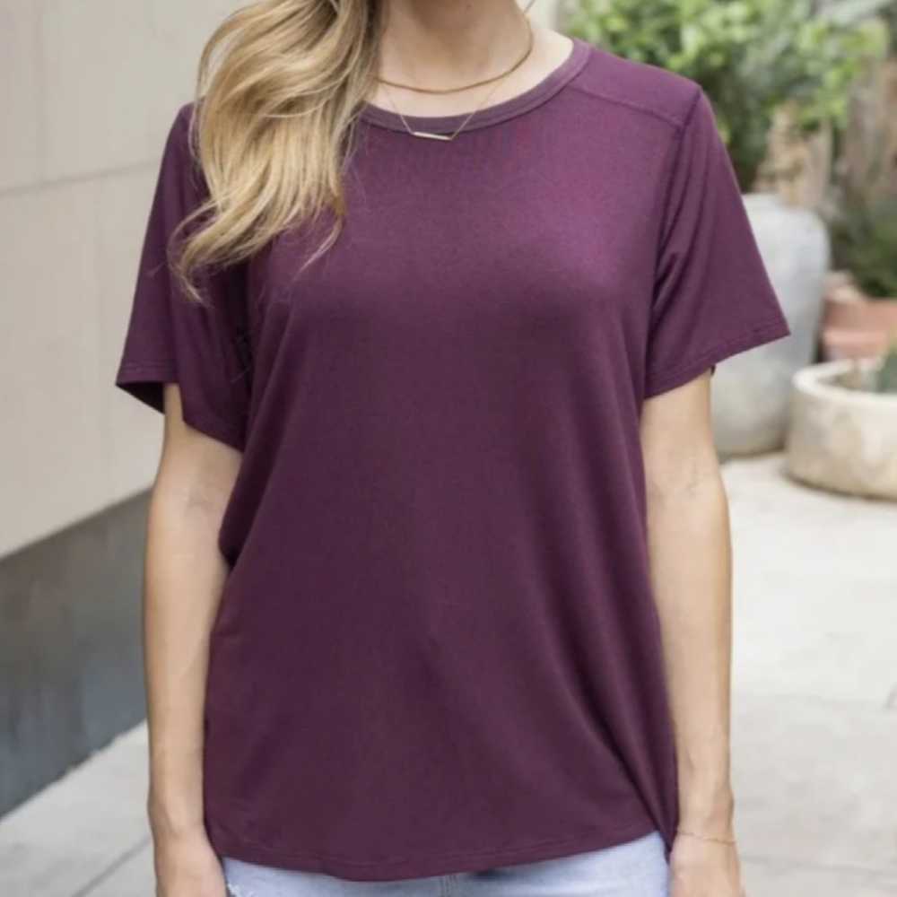 Grace & Lace Basic Crew Neck tee
